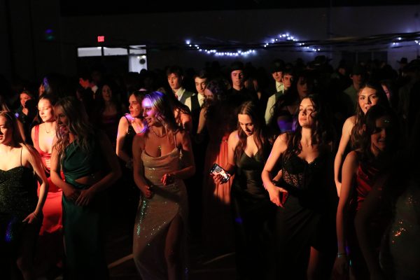 Park High students dance the night away at formal on Feb. 17th