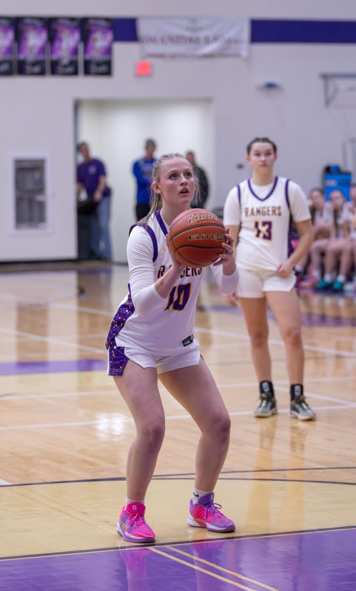 Annie Keyes lines up for a free throw.
